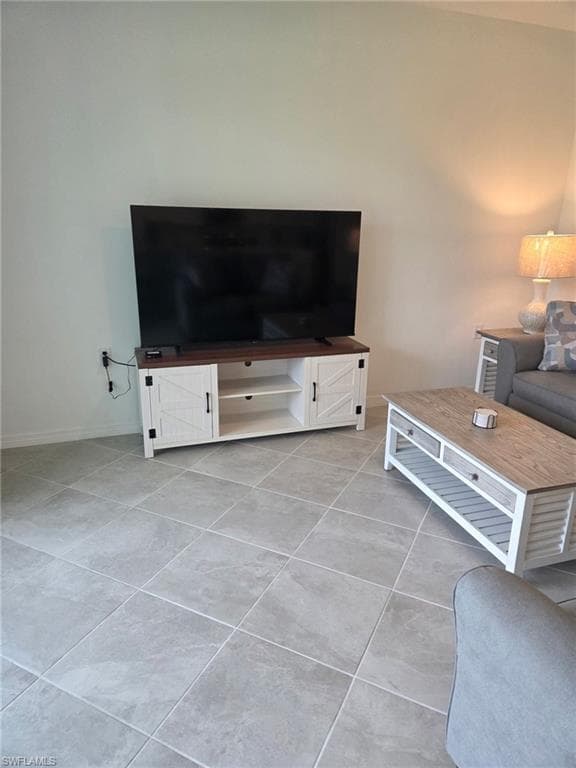 18421 Copperhead CT N 217-8