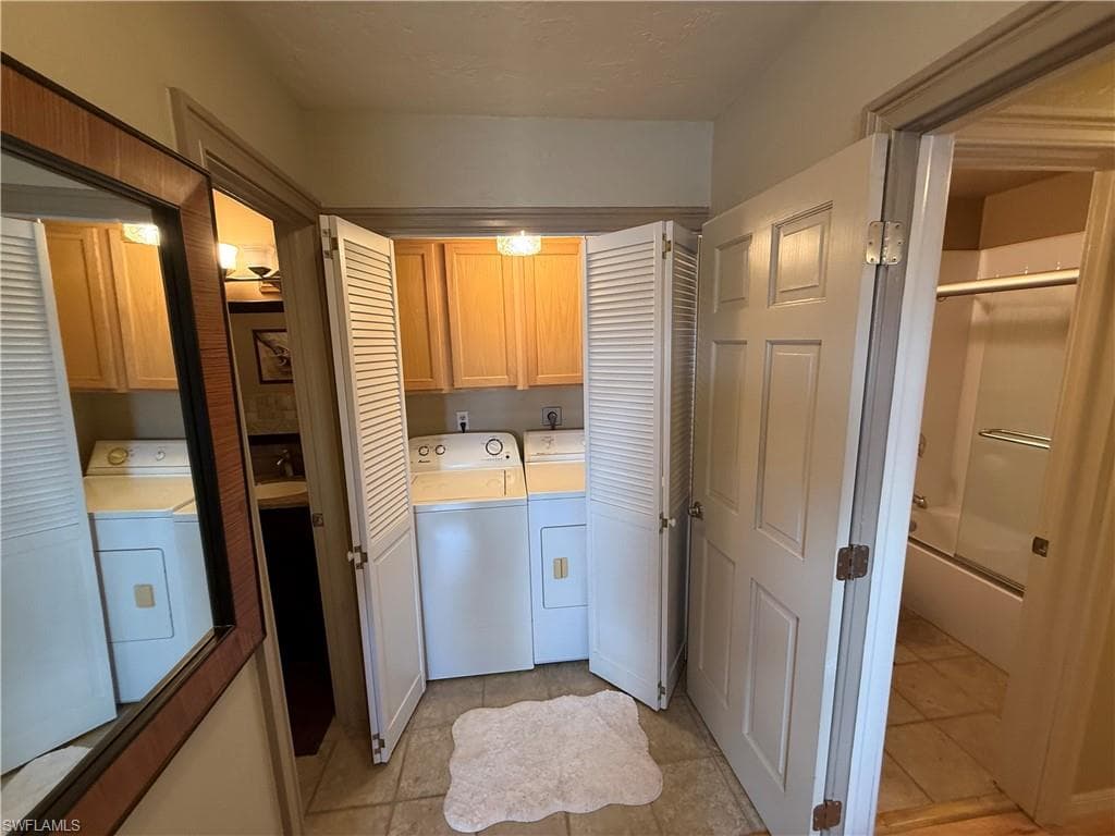 3338 Ottawa CIR 4-18