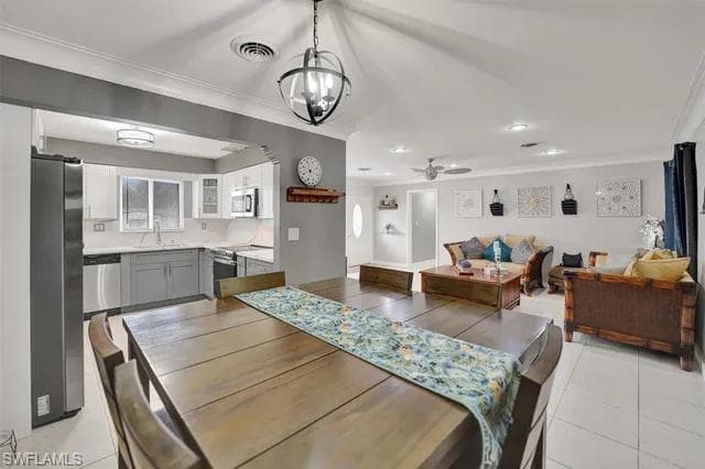 214 N 31st AVE-9