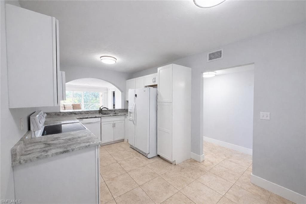 534 Augusta BLVD E104-11