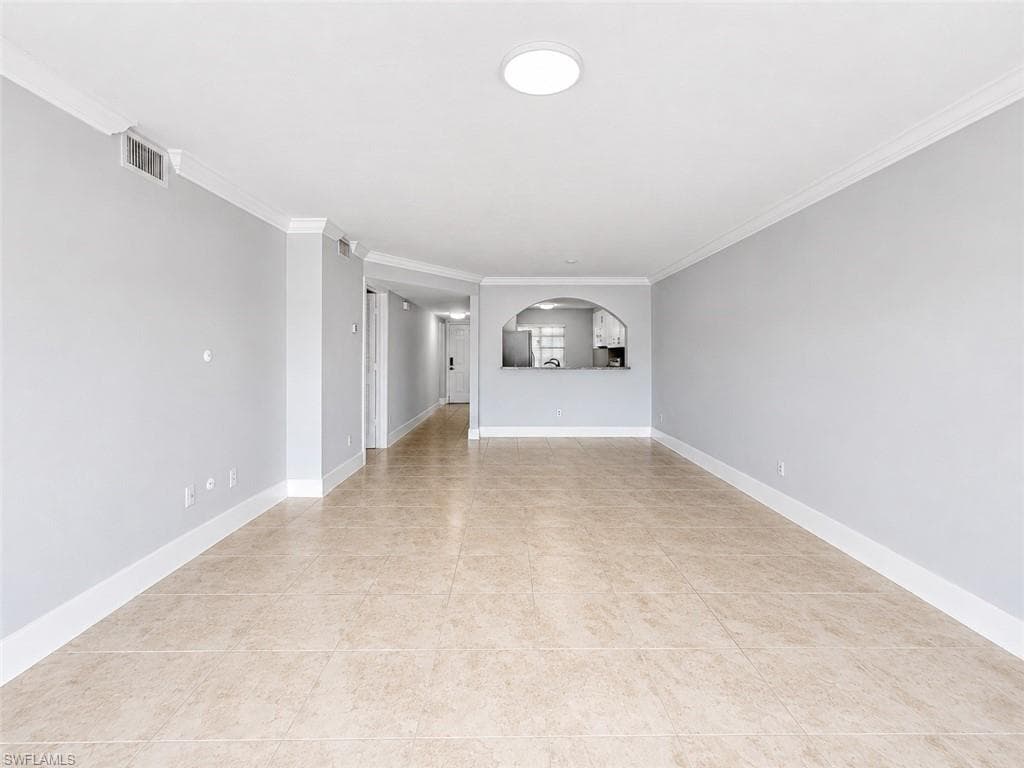 534 Augusta BLVD E104-9