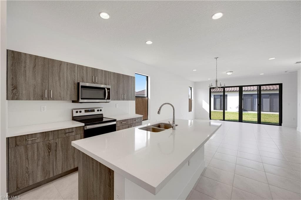 5574 Cassidy LN-1
