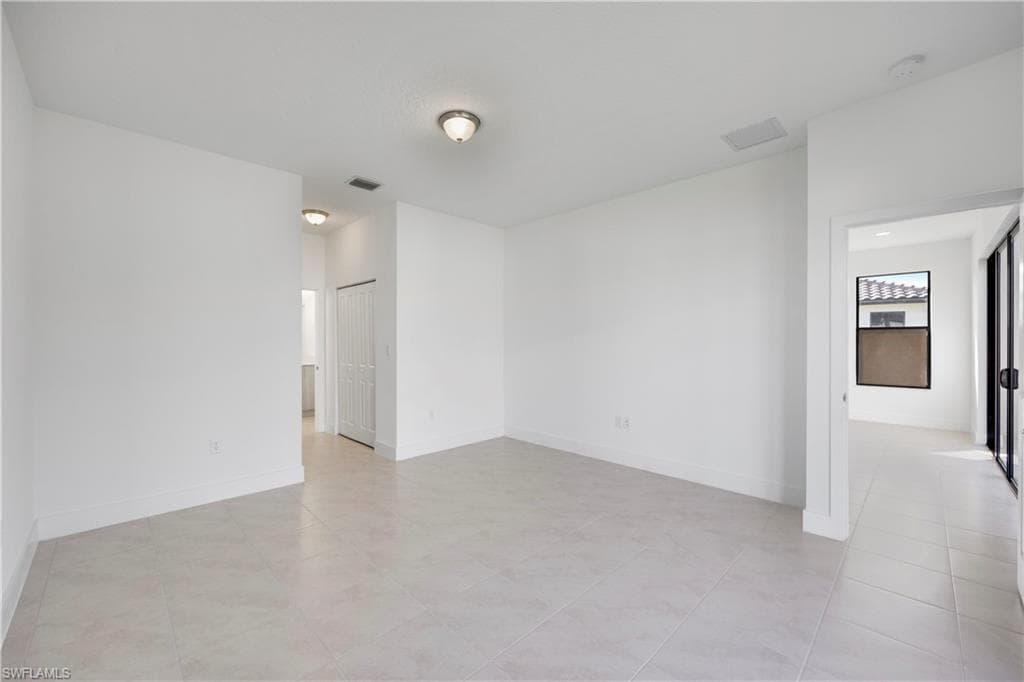 5574 Cassidy LN-7