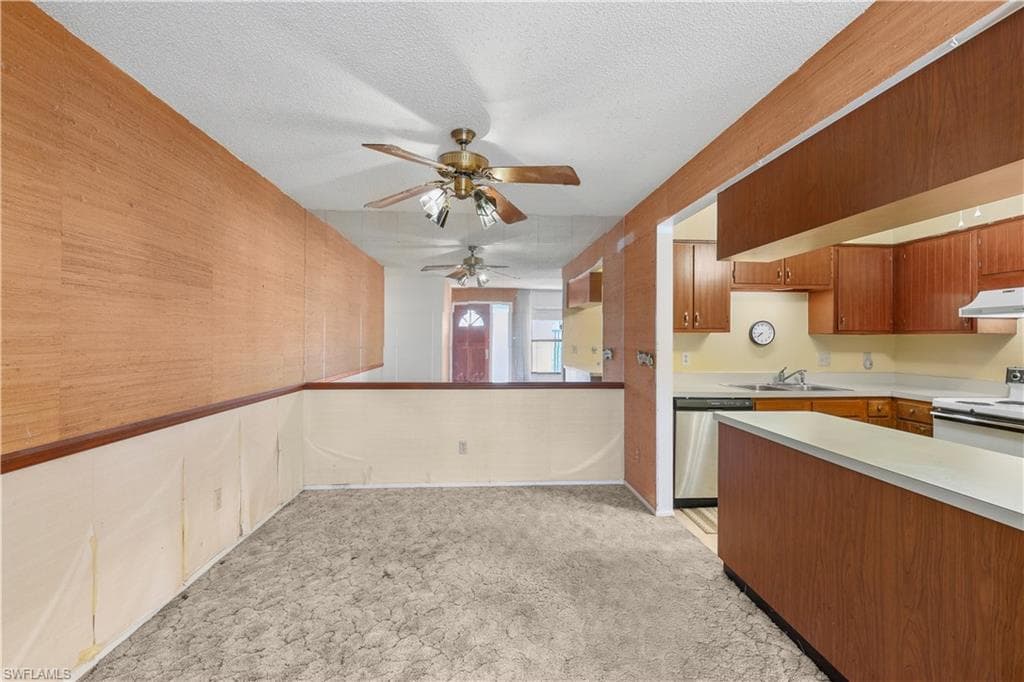 6212 Principia DR 4-16