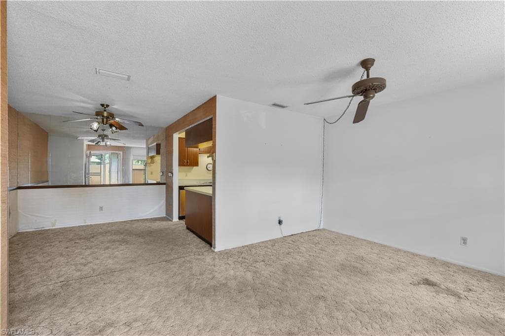 6212 Principia DR 4-11