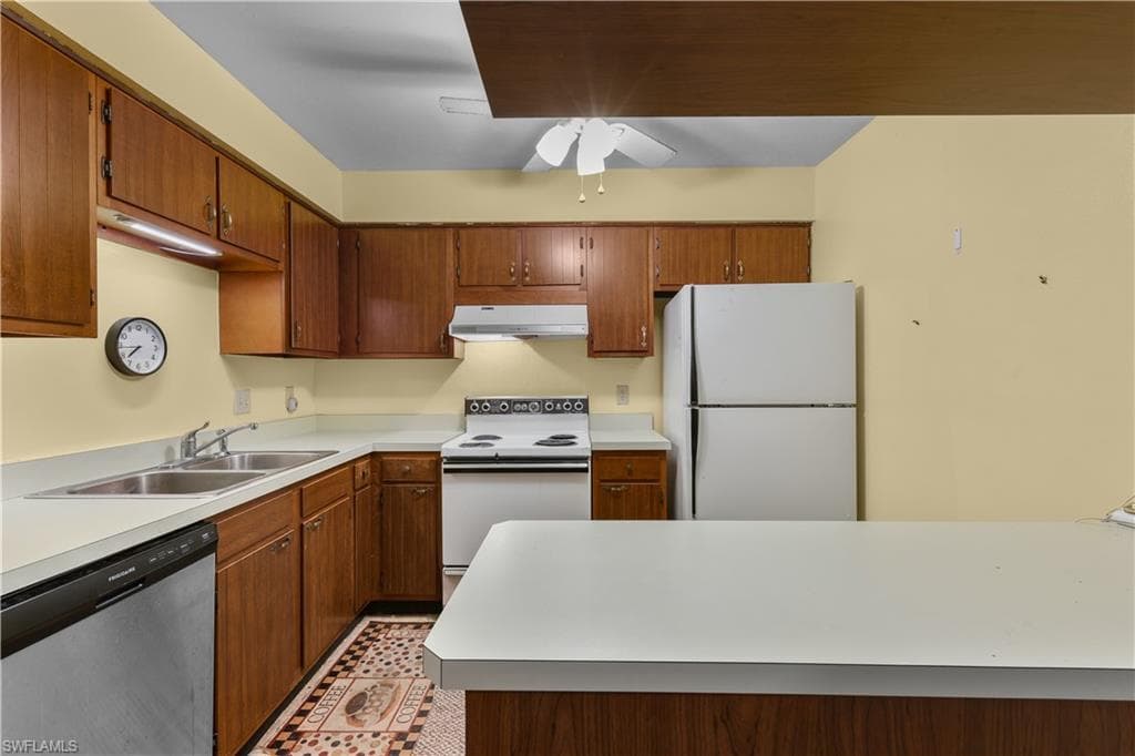 6212 Principia DR 4-13