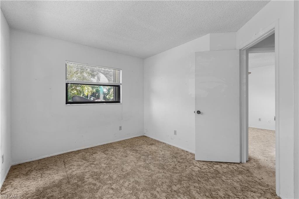 6212 Principia DR 4-28