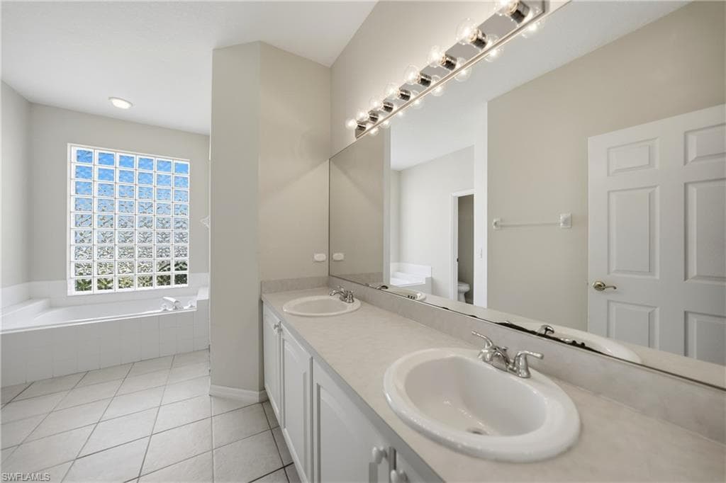 24191 Buckingham WAY-15