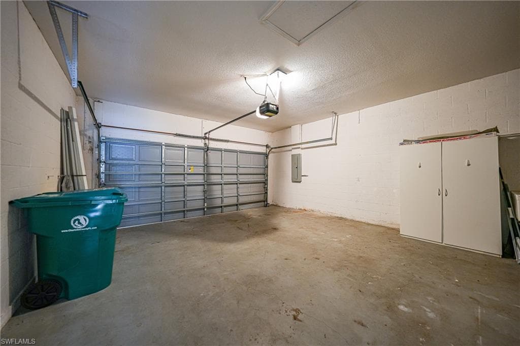 24191 Buckingham WAY-25