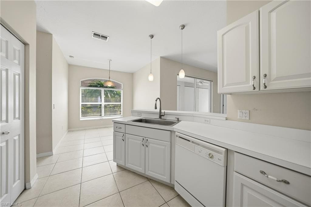 24191 Buckingham WAY-8