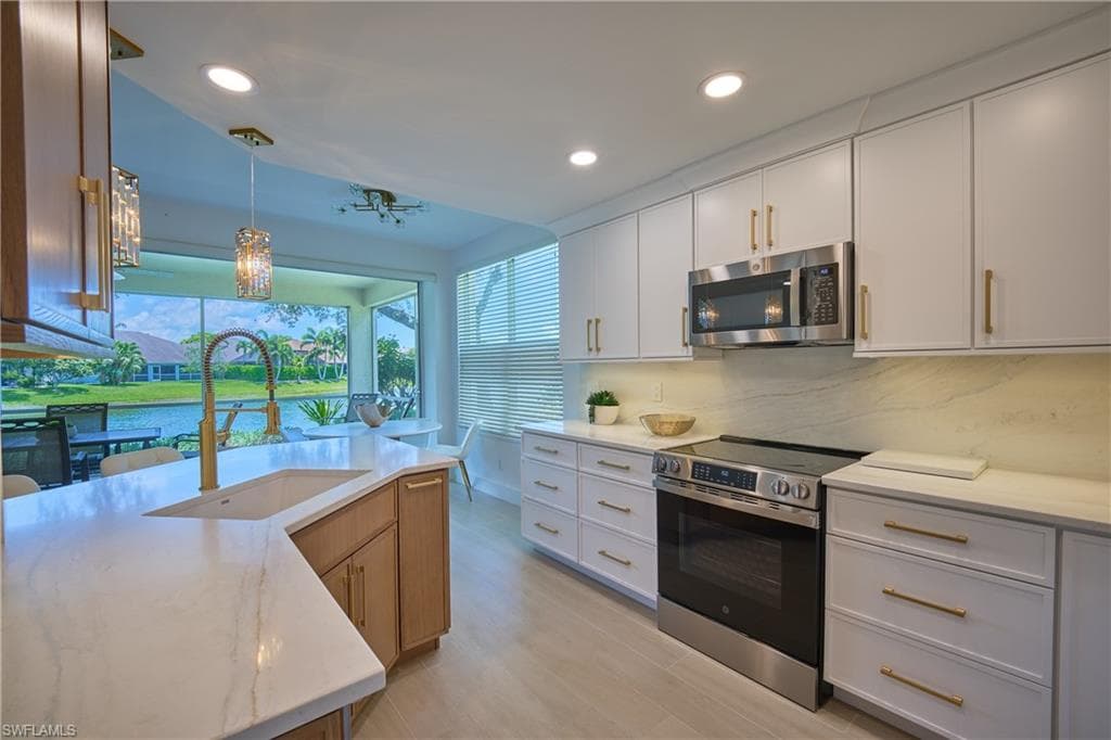 7846 Gardner DR 102-1