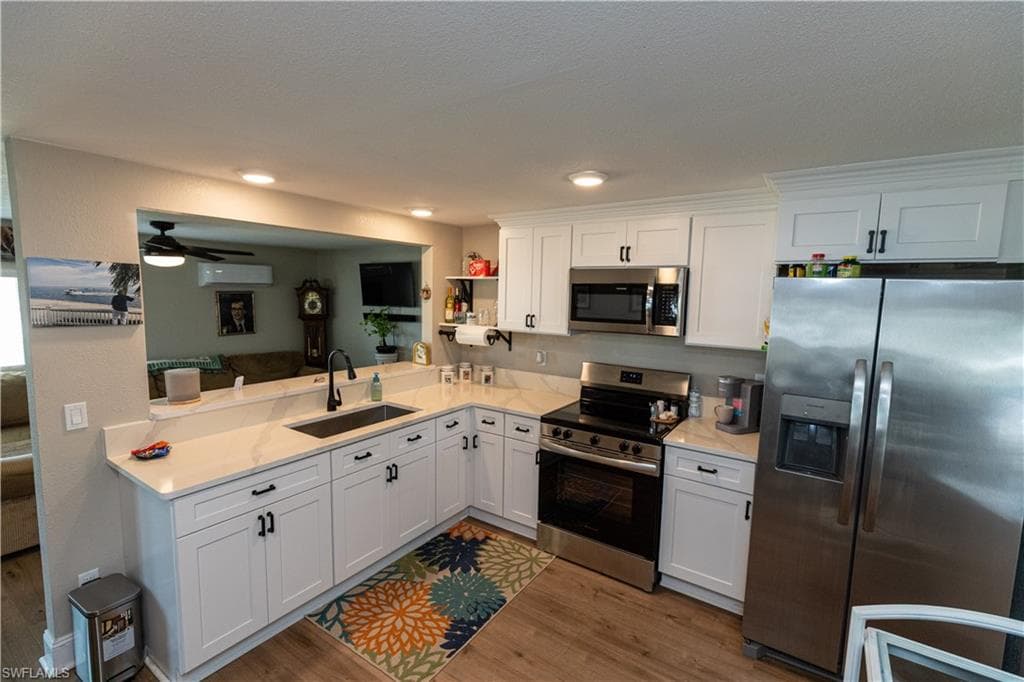 58 Sturbridge LN-2