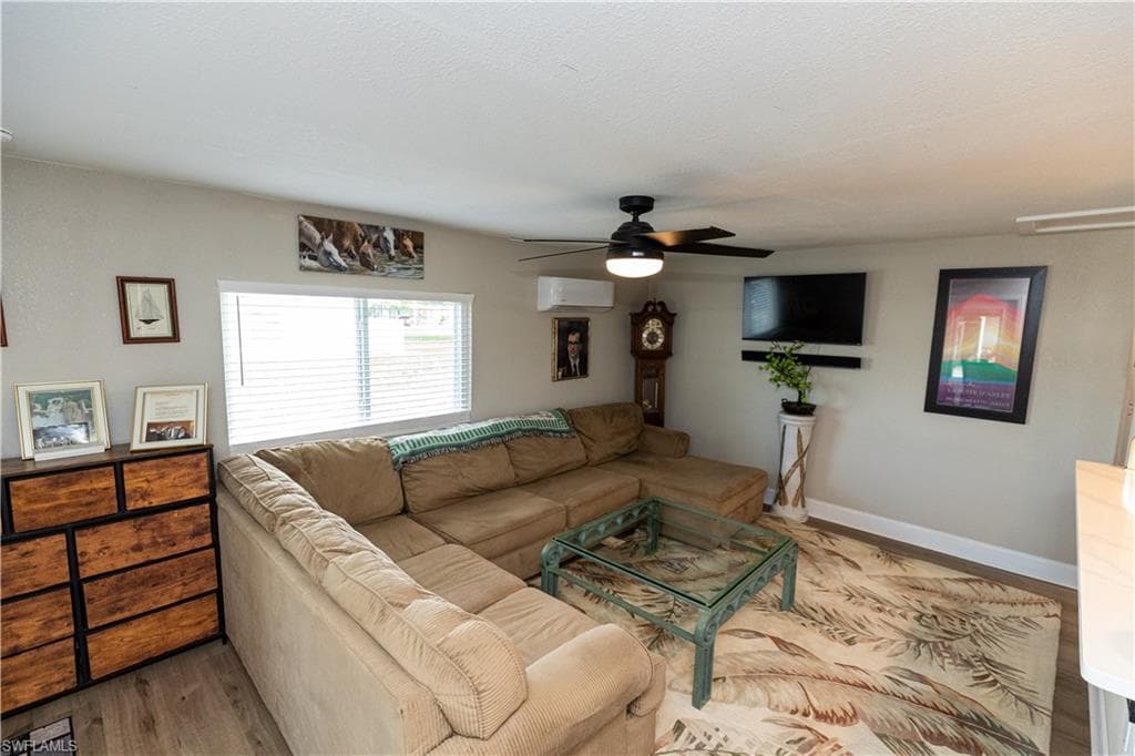 58 Sturbridge LN-4