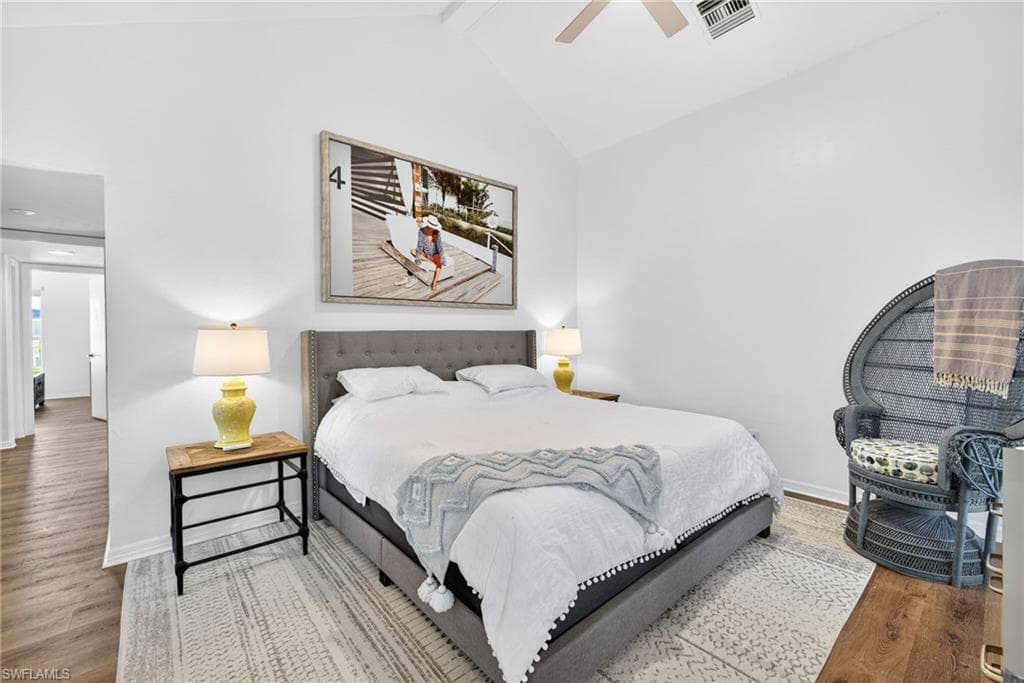 280 Southwinds DR-16