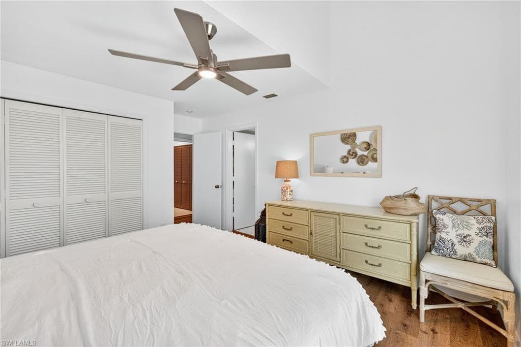 280 Southwinds DR-25