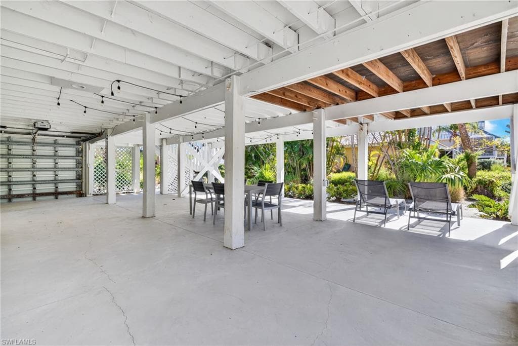 280 Southwinds DR-33