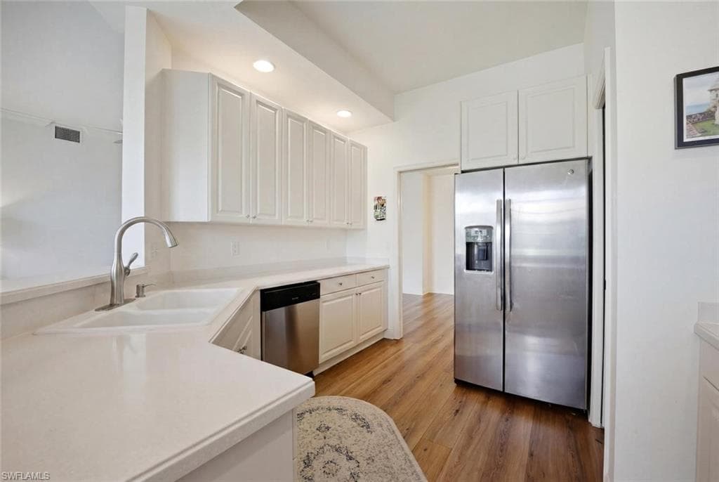 5120 Hyde Park CT 103-12
