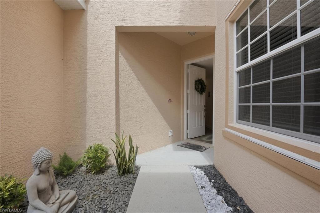 5120 Hyde Park CT 103-2