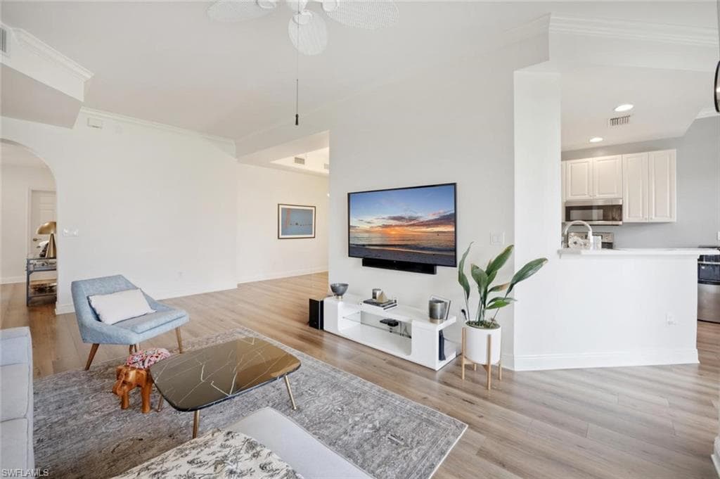 5120 Hyde Park CT 103-8