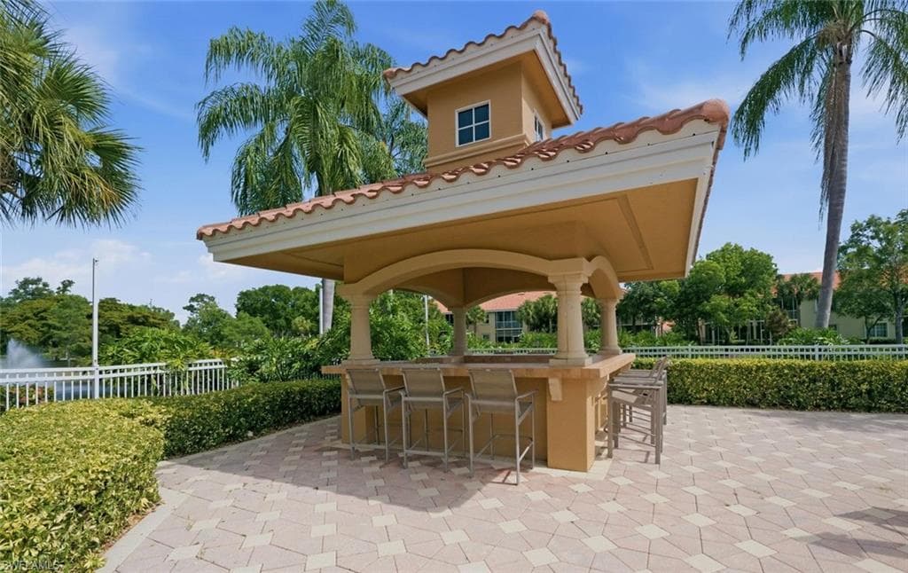5120 Hyde Park CT 103-34