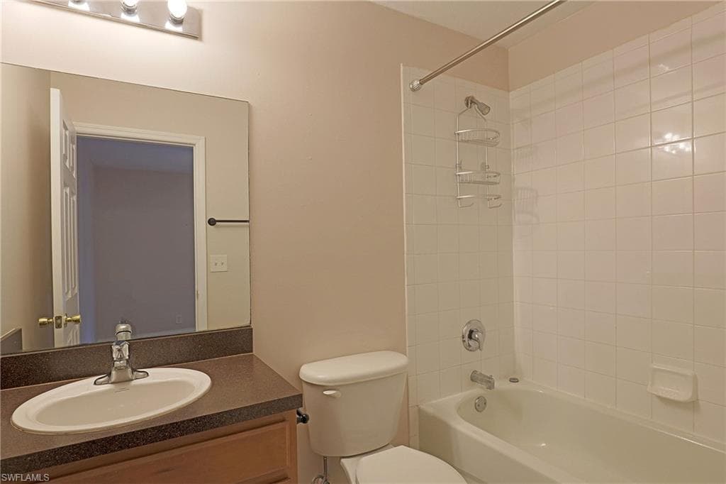 8291 Pacific Beach DR-15