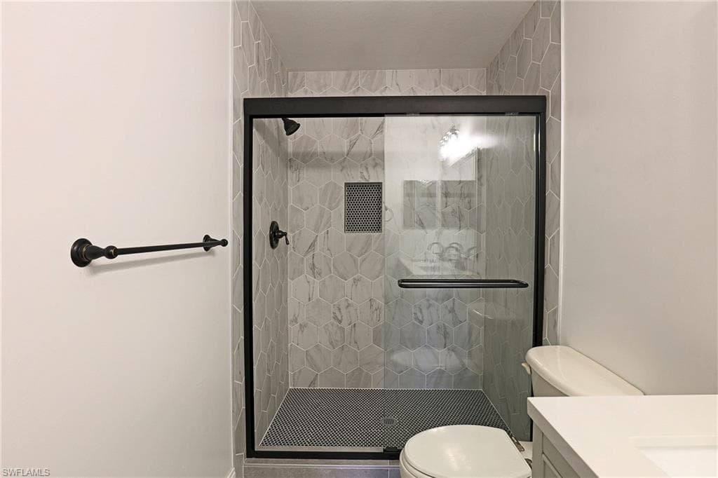 8291 Pacific Beach DR-11