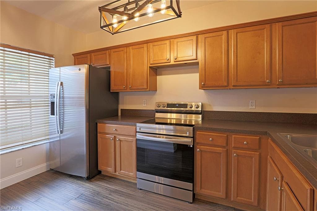 8291 Pacific Beach DR-4