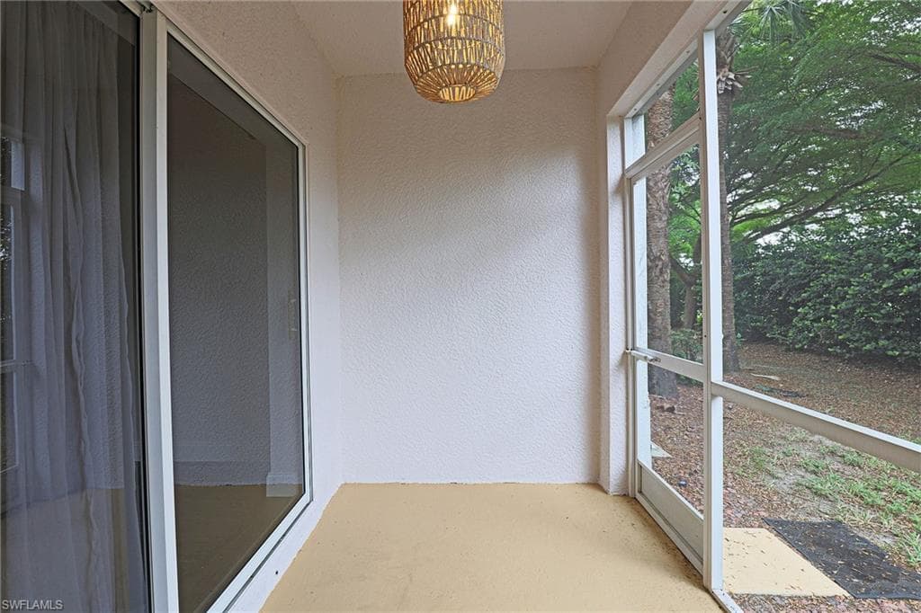 8291 Pacific Beach DR-17