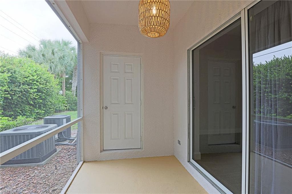 8291 Pacific Beach DR-18
