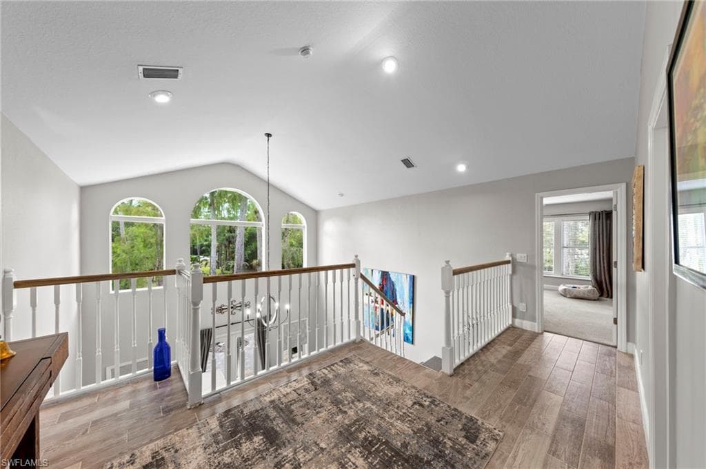 12010 Honeysuckle RD-32