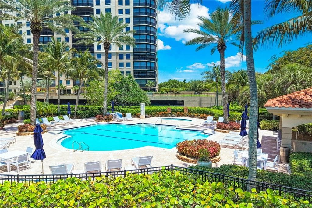 23650 Via Veneto BLVD W 802-33