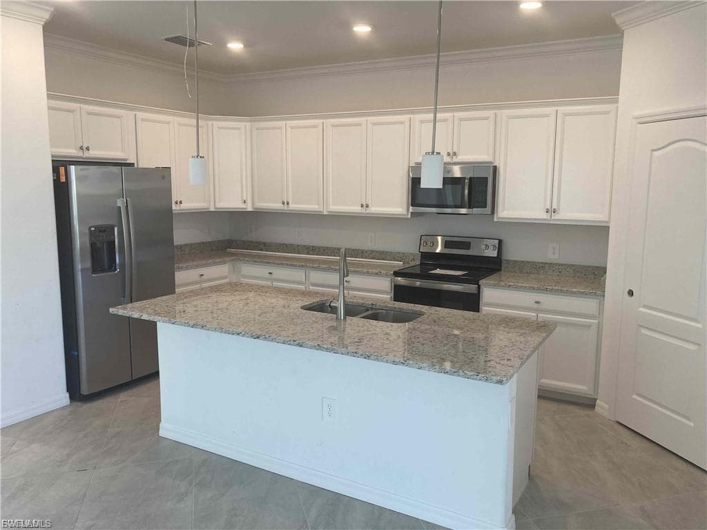 14499 Cantabria DR-12
