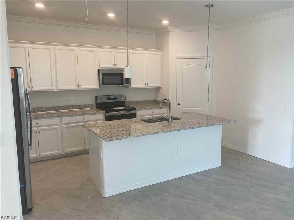 14499 Cantabria DR-13