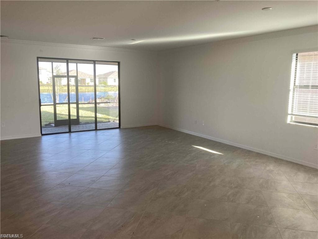 14499 Cantabria DR-14