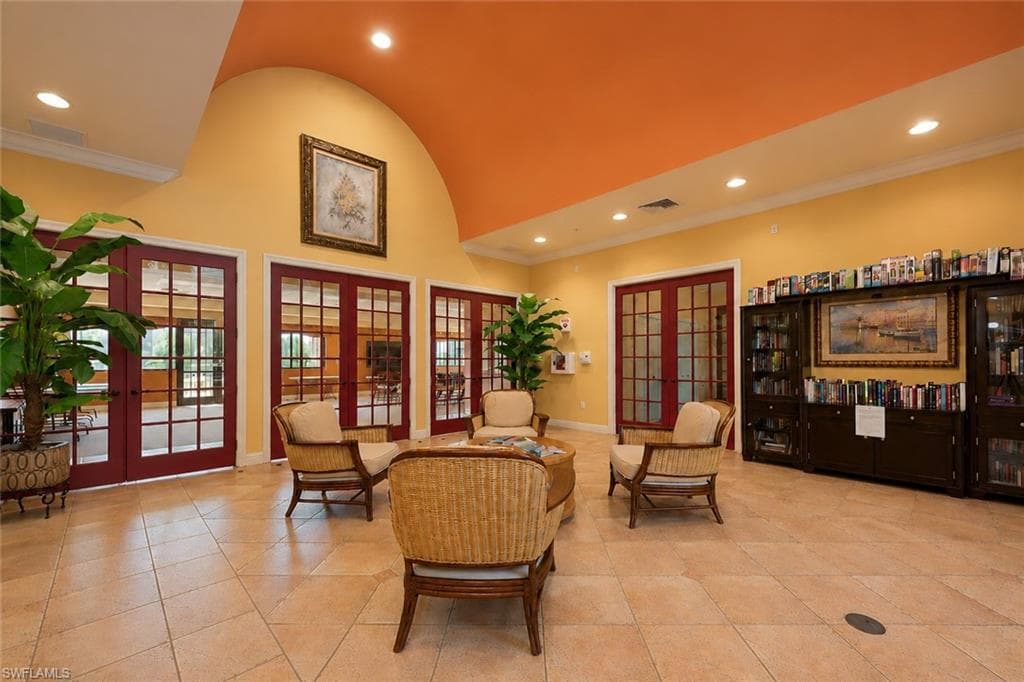 8470 Kingbird LOOP 1025-32