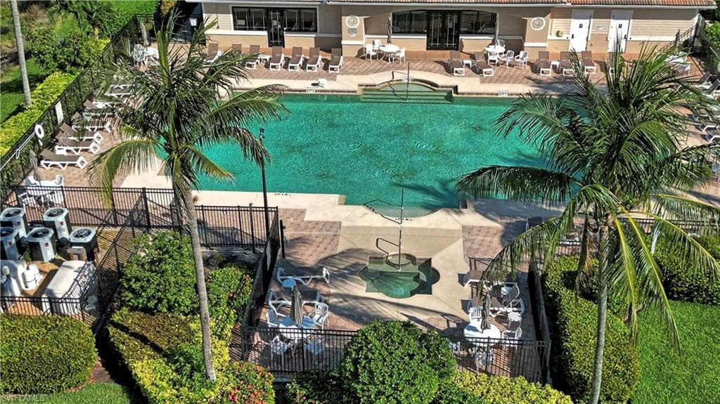 8470 Kingbird LOOP 1025-28