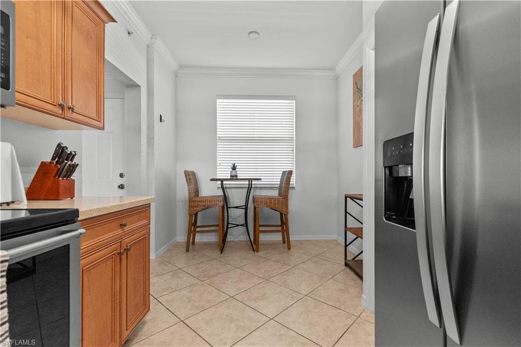 8470 Kingbird LOOP 1025-7