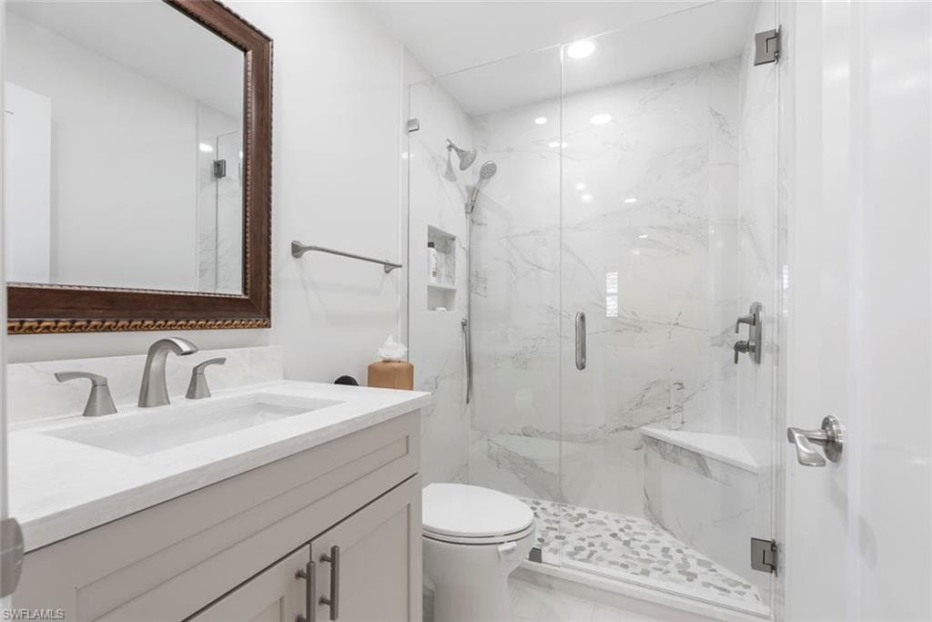 1910 Gulf Shore BLVD N 204-24