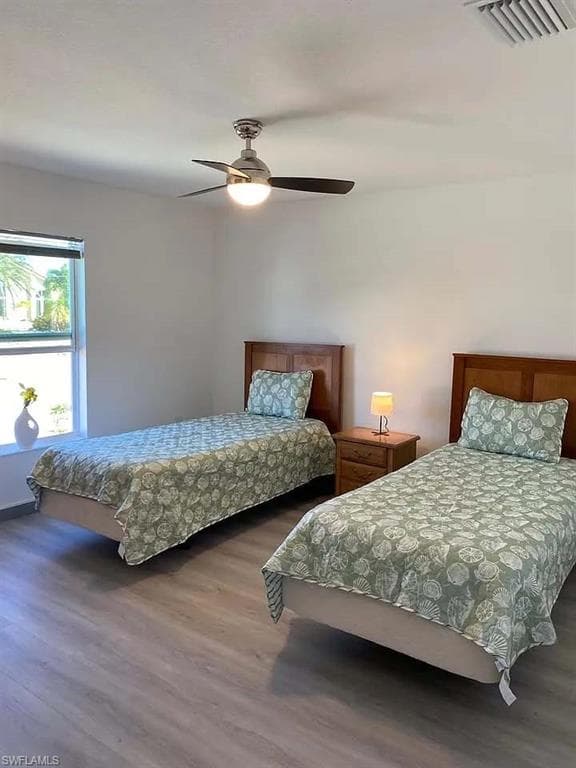 5351 Ann Arbor DR-5