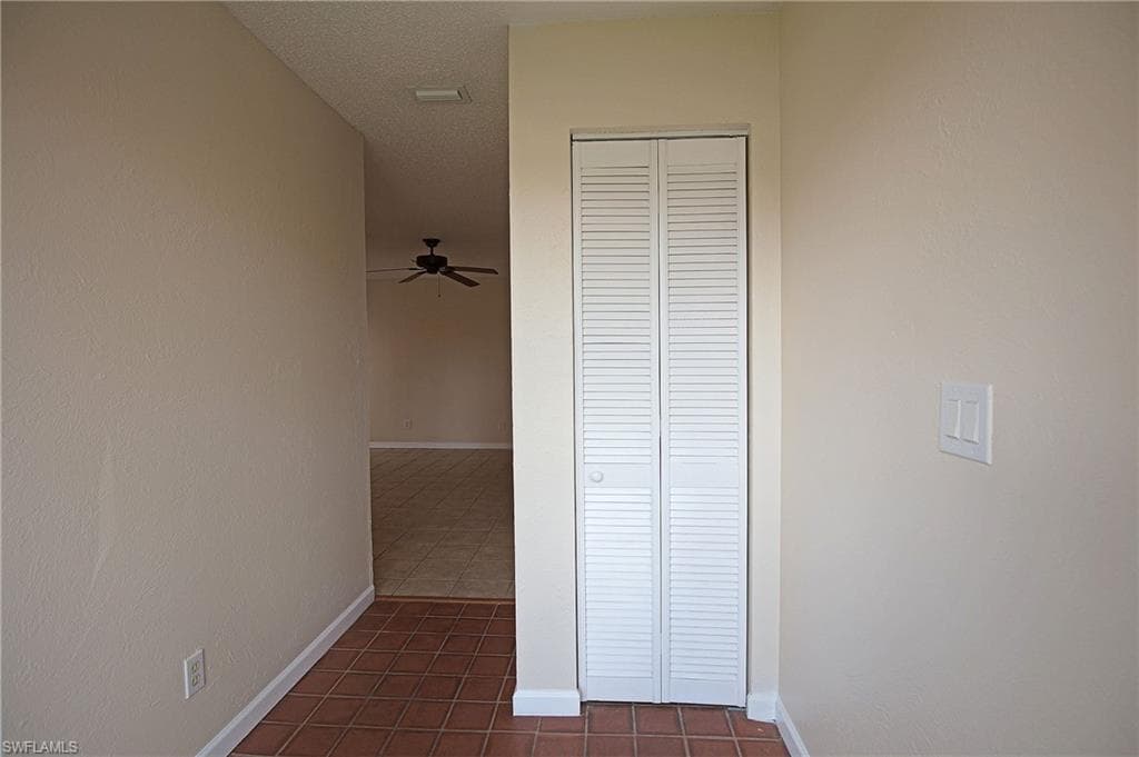 1420 Park Shore CIR 3-13