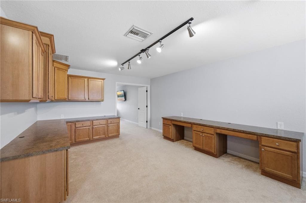 12445 Muddy Creek LN-31