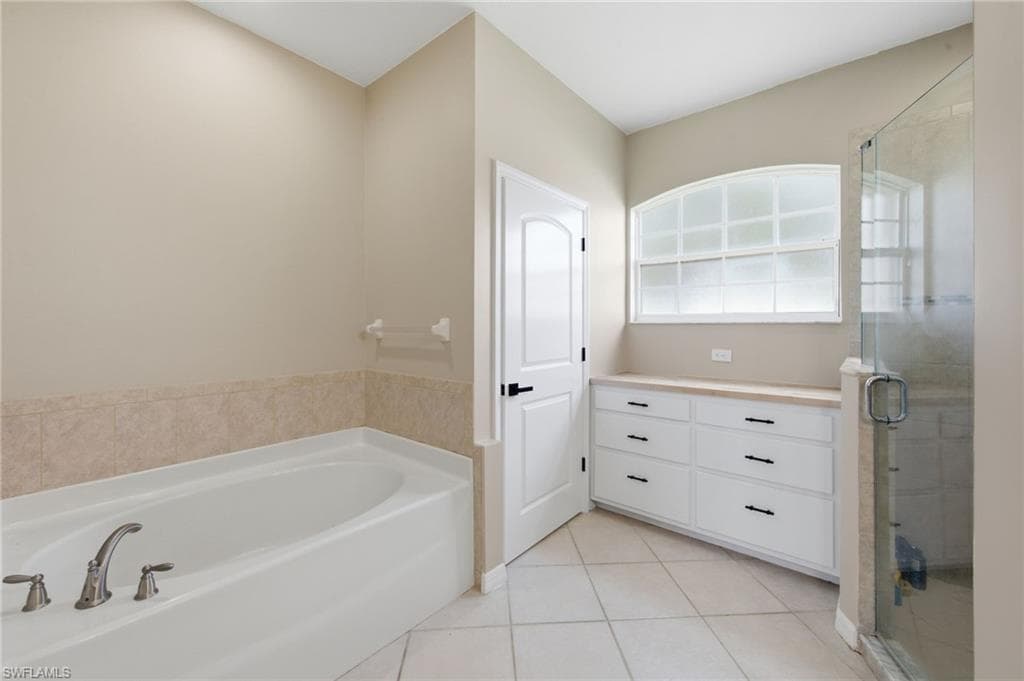 12445 Muddy Creek LN-29