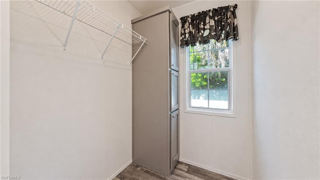 21190 Cypress Park CIR-12