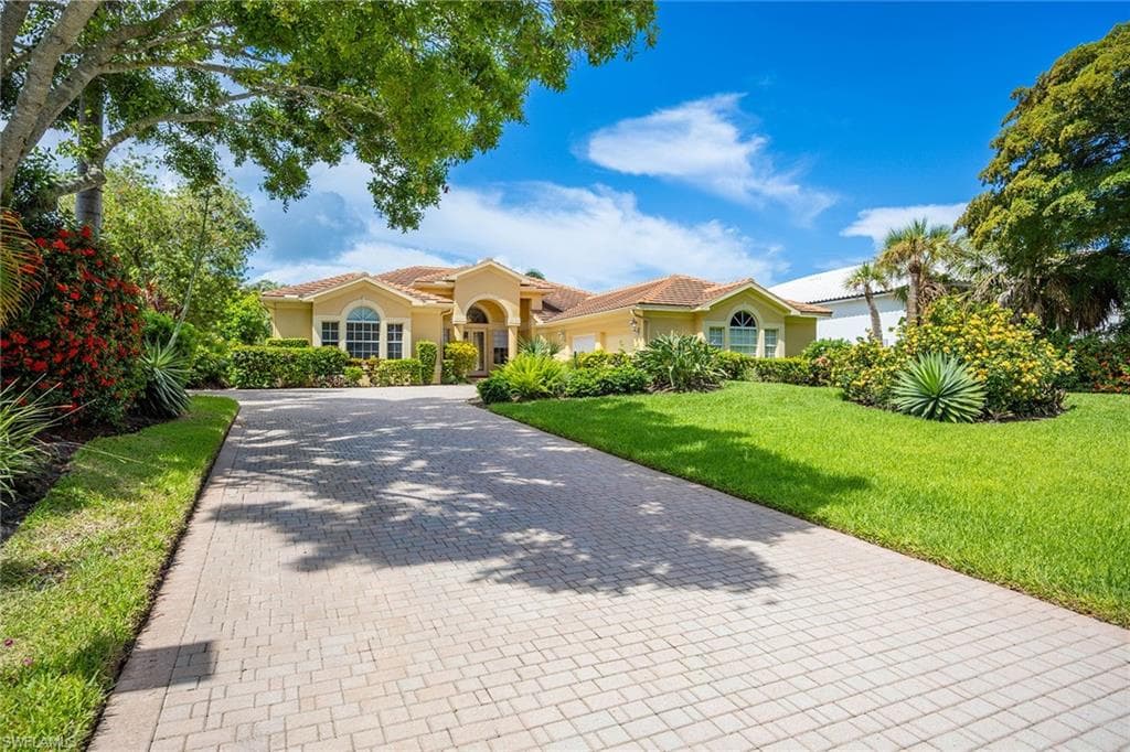 25820 Creekbend DR-1