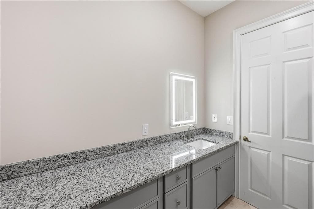 25820 Creekbend DR-25