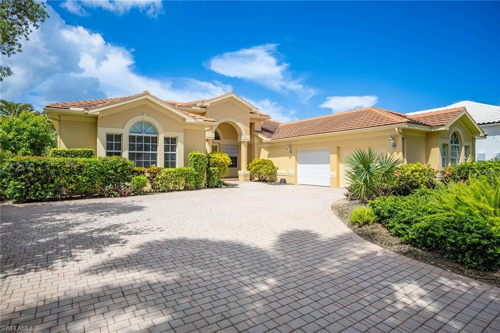 25820 Creekbend DR-2