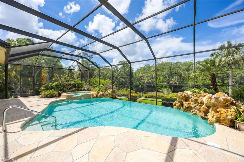 25820 Creekbend DR-27