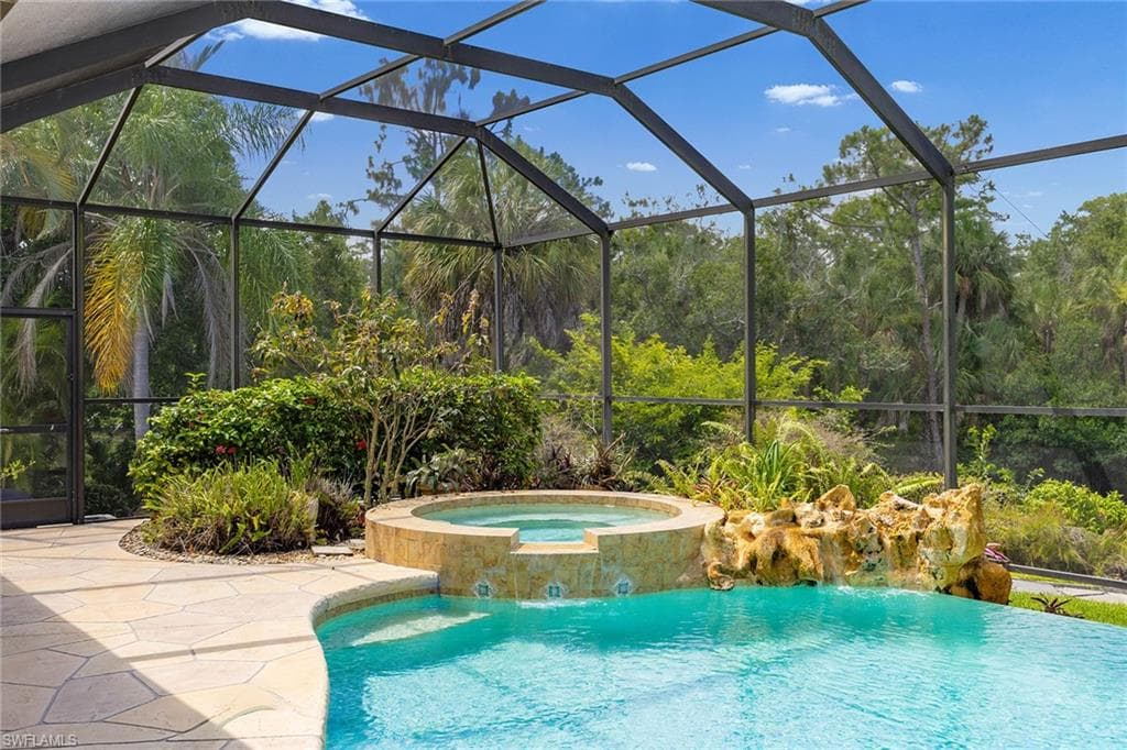 25820 Creekbend DR-32