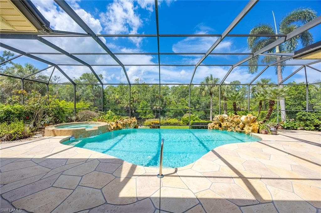 25820 Creekbend DR-30