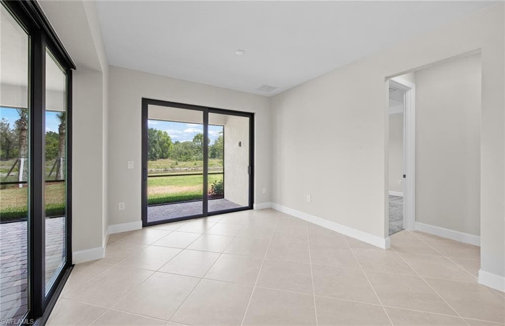 16621 Ash Grove LN-25
